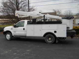 2003 Ford F550 photo