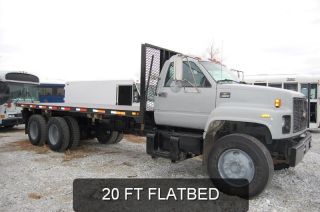 2002 Chevrolet C8500 photo