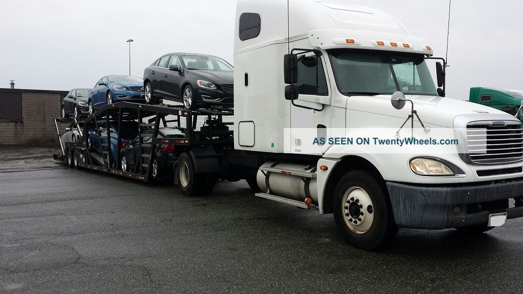 2005 Freightliner Columbia 120 Other Heavy Duty Trucks photo