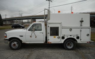 1997 Ford F350 photo