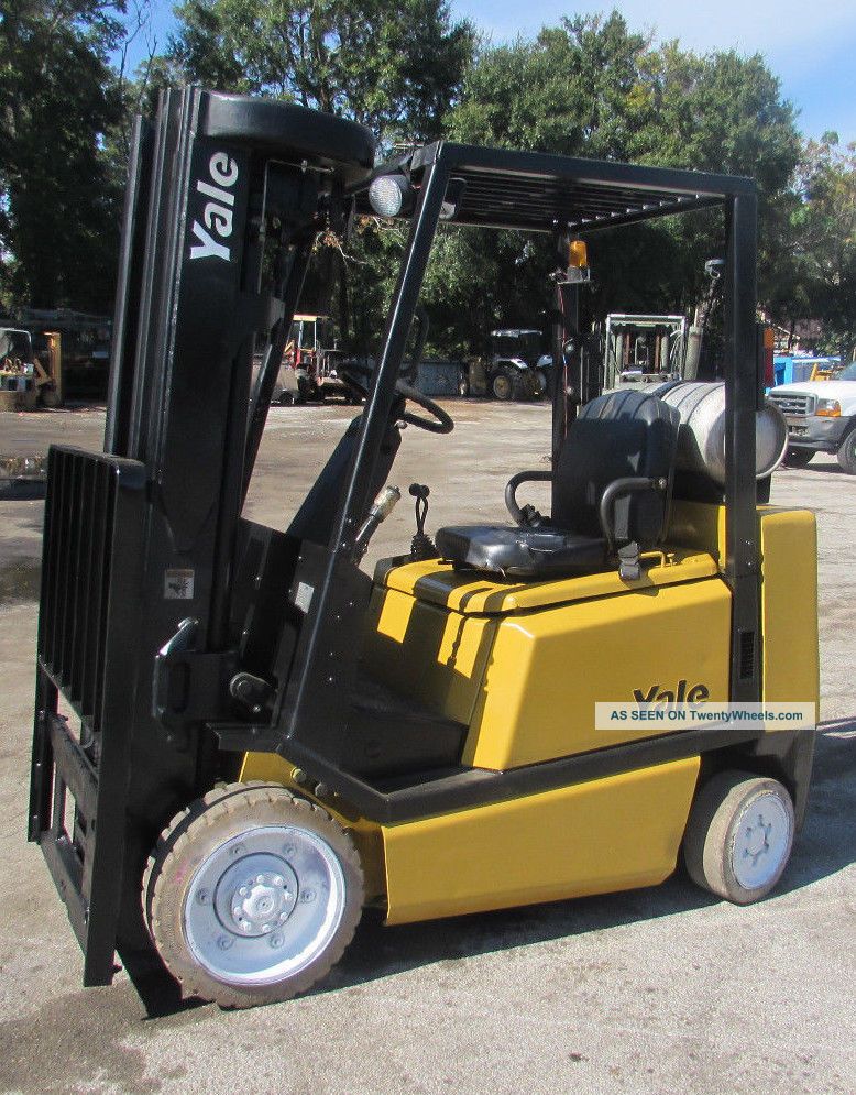 Yale 4 Stage Mast Forklift Forklifts photo