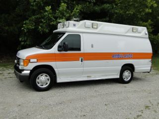 2006 Ford Ford E 350 photo