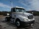 2006 Freightliner Cl12064s Daycab Semi Trucks photo 2