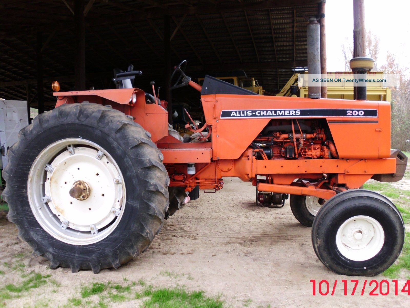 1972 Allis Chalmers 200 Tractor - 93 Pto Hp Tractors photo