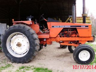 1972 Allis Chalmers 200 Tractor - 93 Pto Hp photo