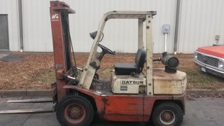 Nissan Forklift 2 Stage Mast 5000 Lb Capacity Air Pneumatic Tires Gasoline photo