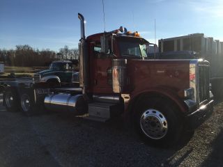 2005 Peterbilt 379 photo