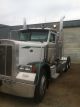 2001 Peterbilt 379 Daycab Semi Trucks photo 5