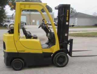 2006 Hyster S60ft Forklift photo