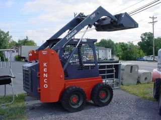 2004 Thomas 1700 Kubota Diesel Only 900 Actual Hours One Owner photo