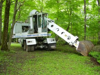 1978 Gradall 880 - Excellent Operating Condition photo