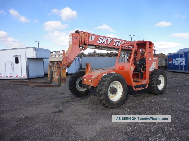 2001 Skytrak 6036 All Terrain (4x4) 6000lb 36ft Fork Lift 1681 Hrs Forklifts photo