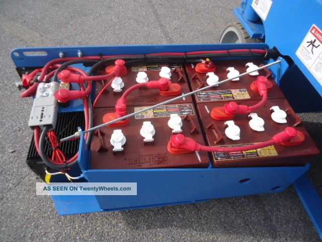 2015 Genie Gs - 1930 Scissor Lift Manlift Aerial Platform Lift Gs1930