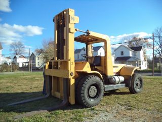 Hyster Model H300h,  30000,  30,  000 Pneumatic Tired Forklift,  Lpg Powered photo