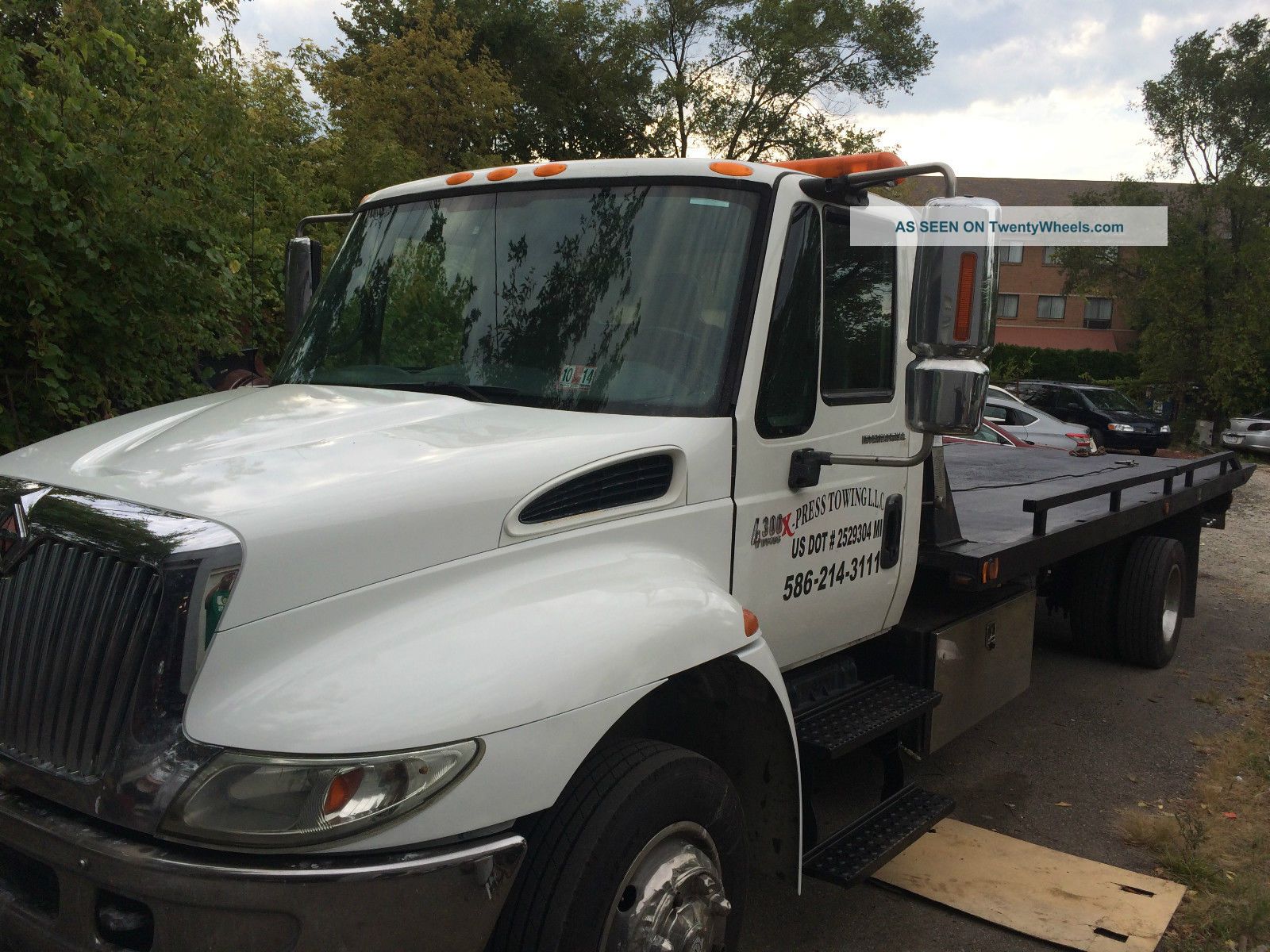 2006 International 4300 Flatbeds & Rollbacks photo