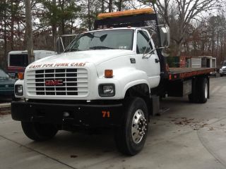 1998 Gmc 7500 Roll Back photo