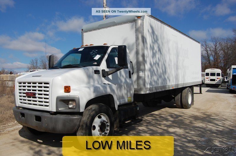 2004 Gmc 7500 Box Trucks / Cube Vans photo