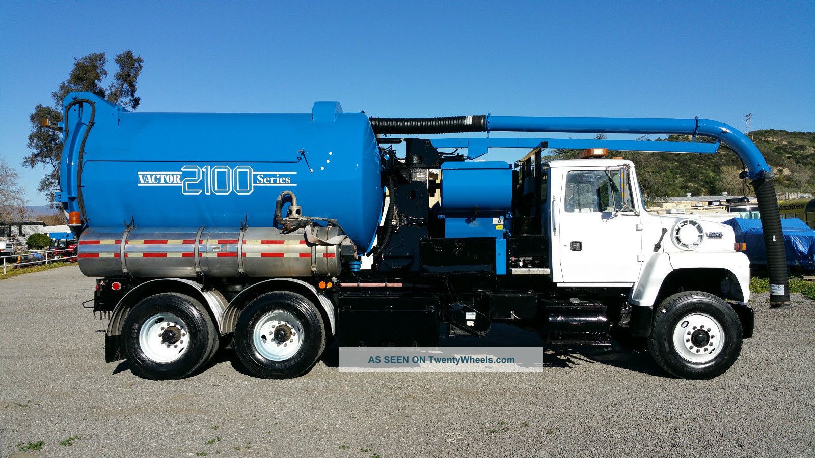 1995 Ford L8000 Other Heavy Duty Trucks photo