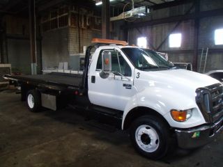 2006 Ford F650 photo