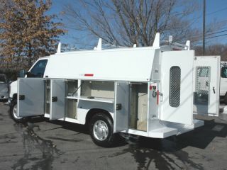 2009 Ford Kuv Enclosed Utility / Service Van photo