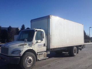 2010 Freightliner Business Class M2 106 photo