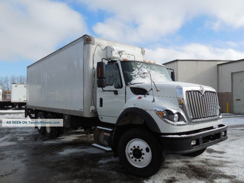 2009 International 7600 Box Trucks / Cube Vans photo
