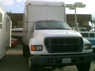 2001 Ford F - 650 photo