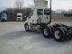 2011 Freightliner Ca12564dc - Cascadia Daycab Semi Trucks photo 2