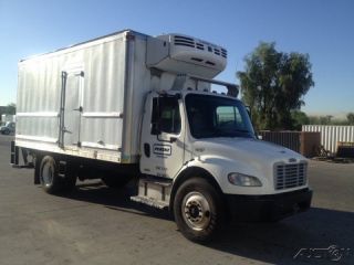 2006 Freightliner Business Class M2 106 photo