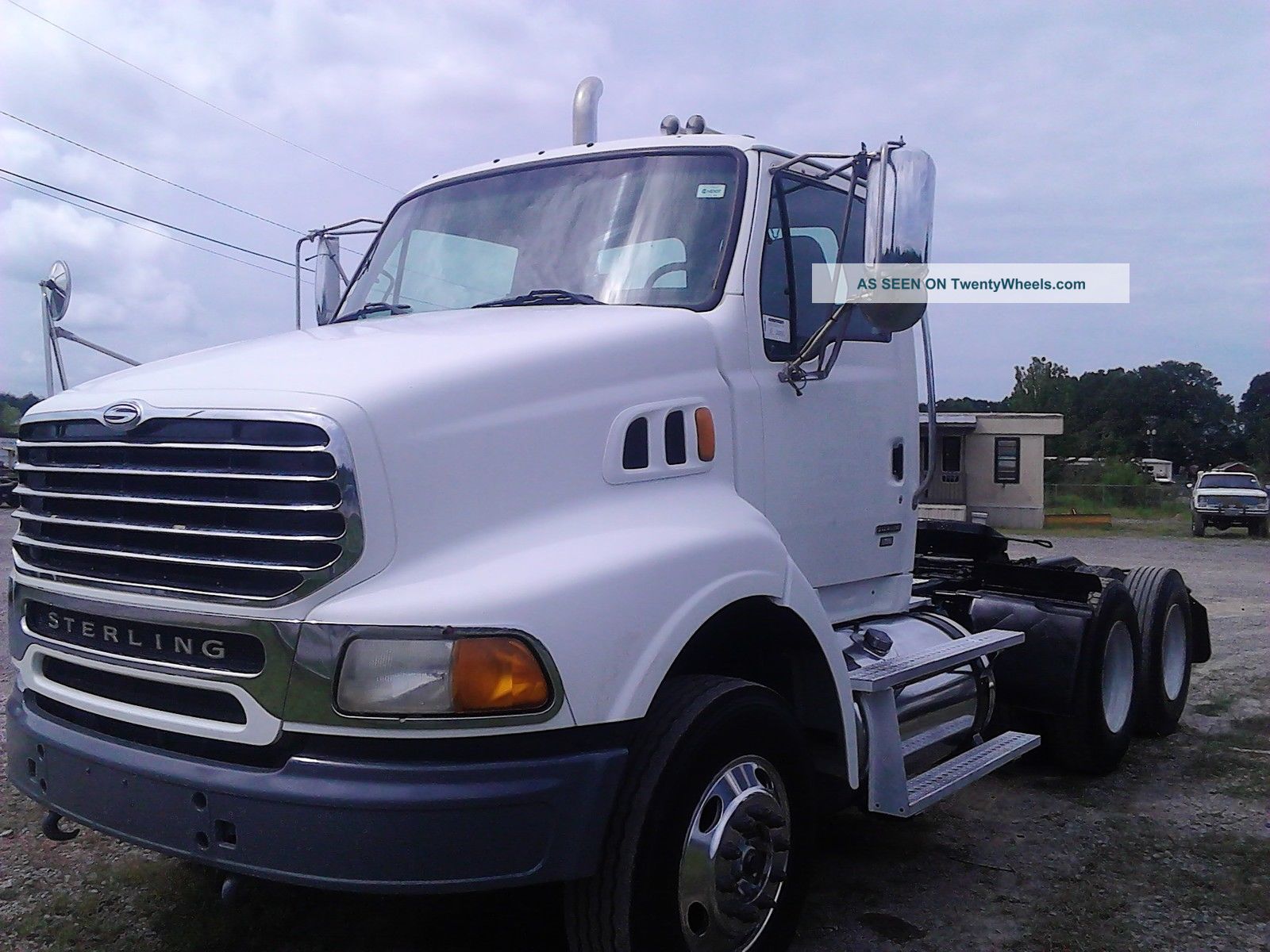 2006 Sterling 9511 Daycab Daycab Semi Trucks photo