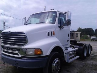 2006 Sterling 9511 Daycab photo