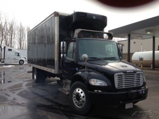 2007 Freightliner Business Class M2 106 photo