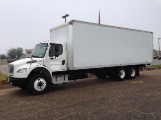 2008 Freightliner Business Class M2 106 photo