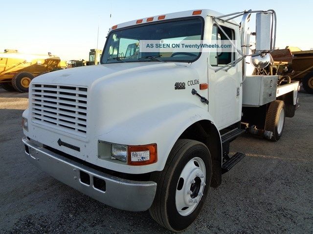 1997 International 4900 Vacuum Tank Sewer Septic Pump Truck Other Medium Duty Trucks photo