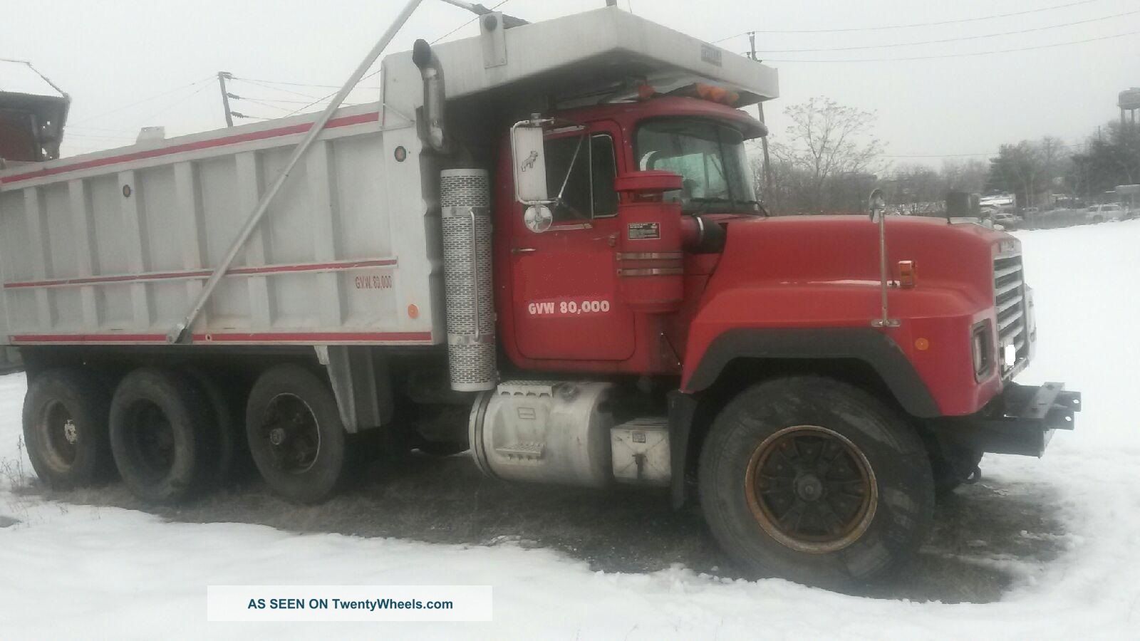 1995 Mack Rd Dump Trucks photo