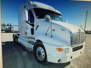 2003 Kenworth T2000 photo