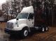 2009 International 8600 Daycab Semi Trucks photo 1