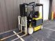 Yale 4,  500lb Capacity Electric Forklift 16ft Of Lift.  Very Trucks Forklifts photo 5