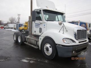 2008 Freightliner Cl12064st - Columbia 120 photo