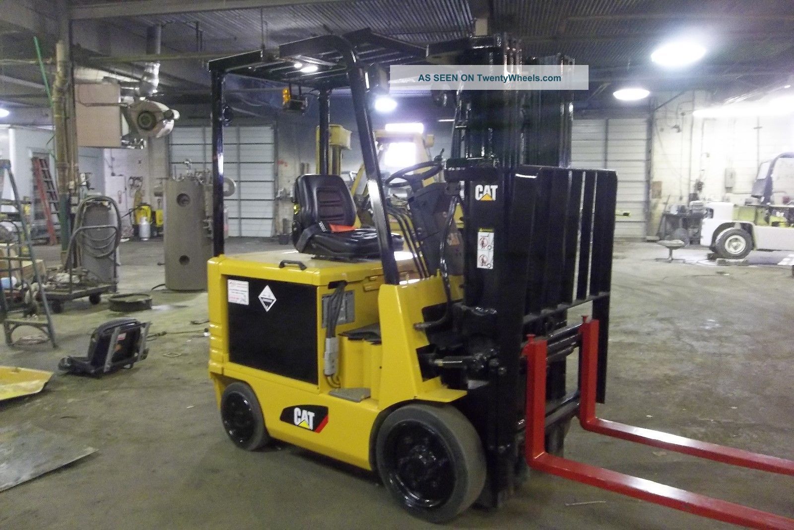 Caterpillar 5000 Lb Electric Forklift 36v Triple Mast, Side Shift And