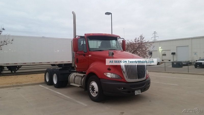 2011 International Prostar Daycab Semi Trucks photo