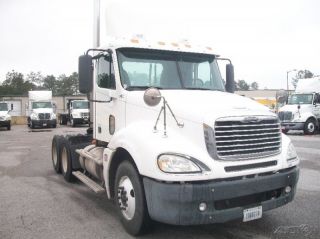 2007 Freightliner Cl12064st - Columbia 120 photo