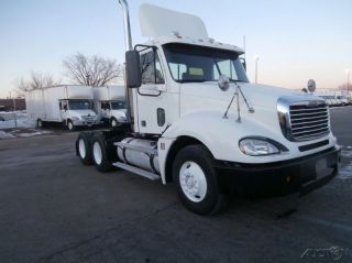 2007 Freightliner Cl12064st - Columbia 120 photo