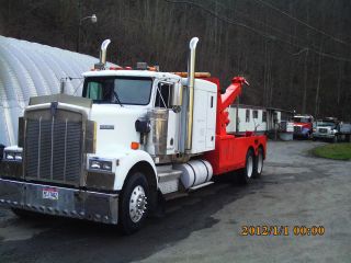 1984 Kenworth Wa900 photo