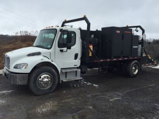 2008 Freightliner M2 photo