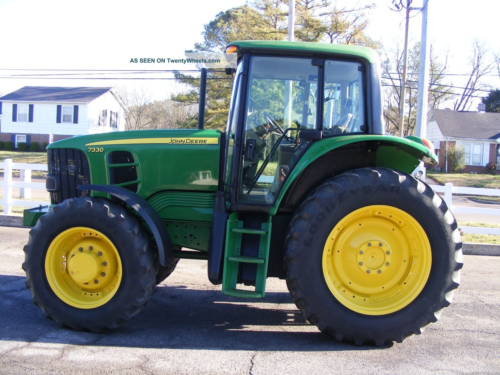 John Deere 7330 Mfwd Cab Air Heat Condition Tractor 4x4 Tractors photo