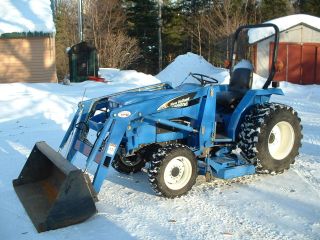 Holland Tc30 Compact Tractor photo
