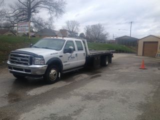 2002 Ford F550 photo