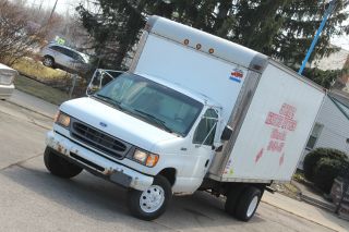 1997 Ford Econoline E - 450 Duty photo