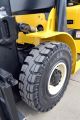 Yale Glp050 Veracitor 5000 Lb Lpg Pneumatic Forklift 5,  000 Lb Air Tires Forklifts photo 5